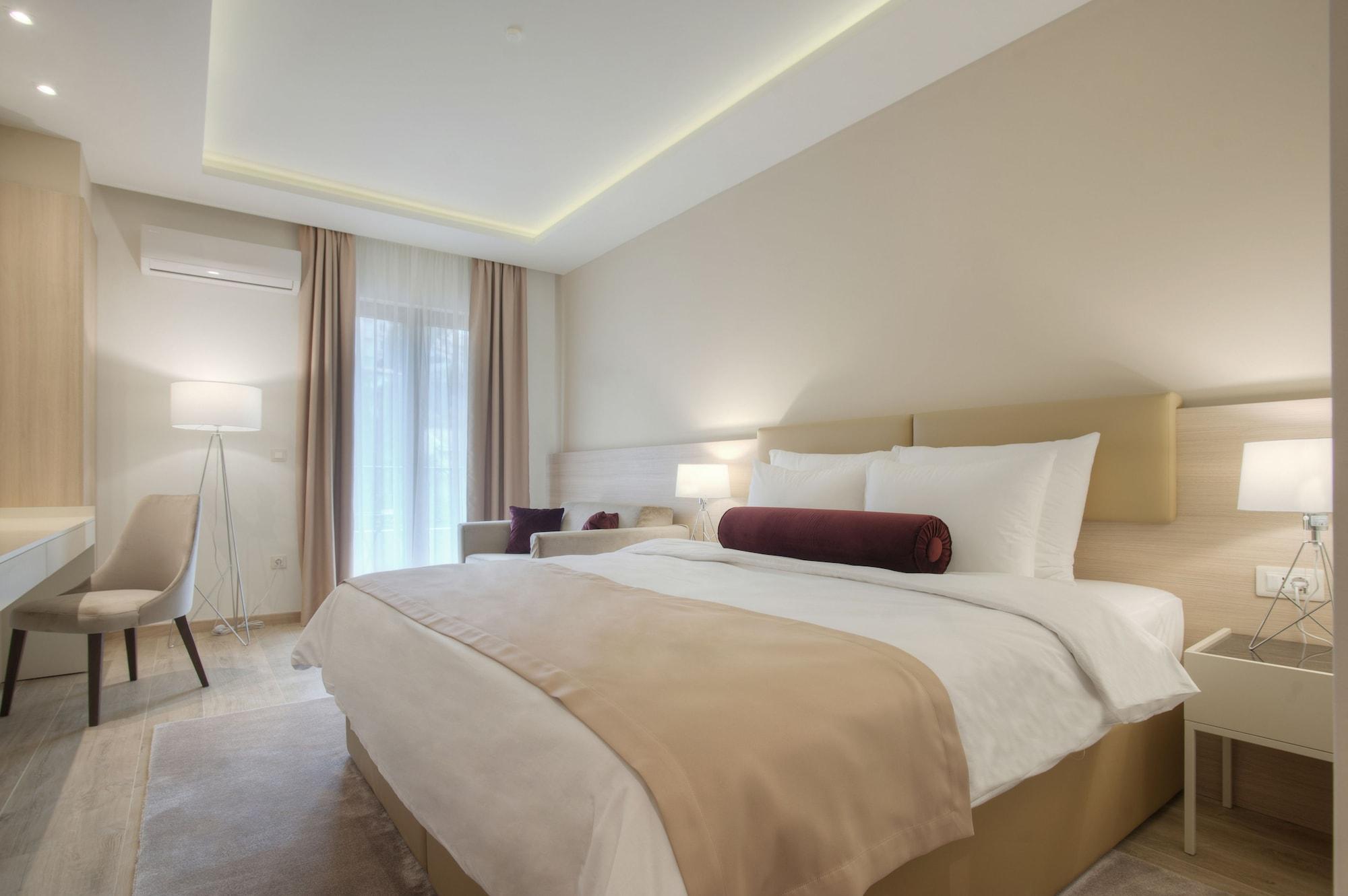 Gracia Hotel 4*