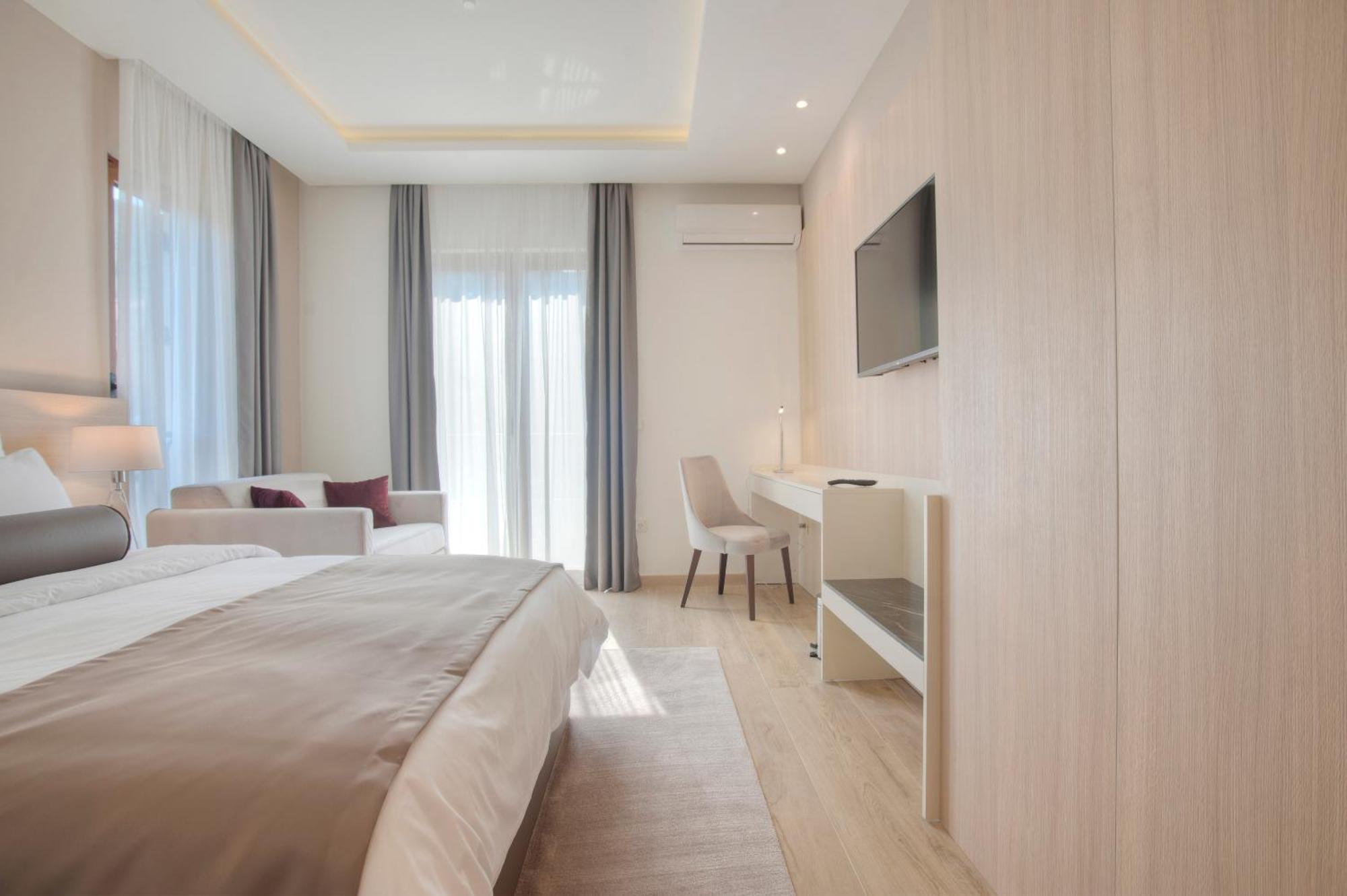 Gracia Hotel 4*